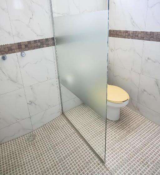 هتل Oyo  Plaza Las Torres