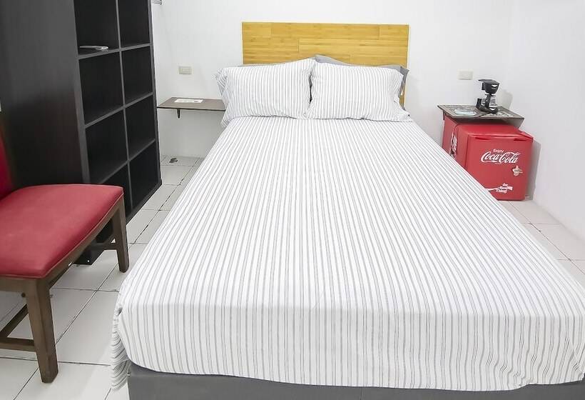 هتل Oyo  Plaza Las Torres