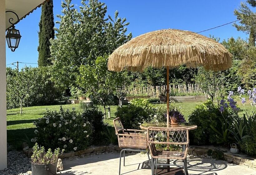 پانسیون La Parenthèse Saint Donat