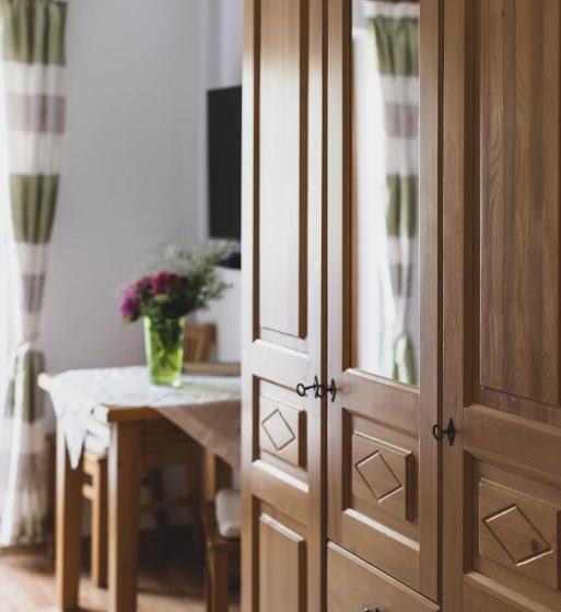 تختخواب و صبحانه Weingut Peter Grill