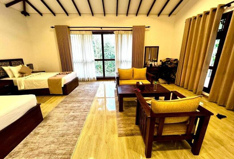 בית מלון כפרי Sigiriya Cashew Palace Resort