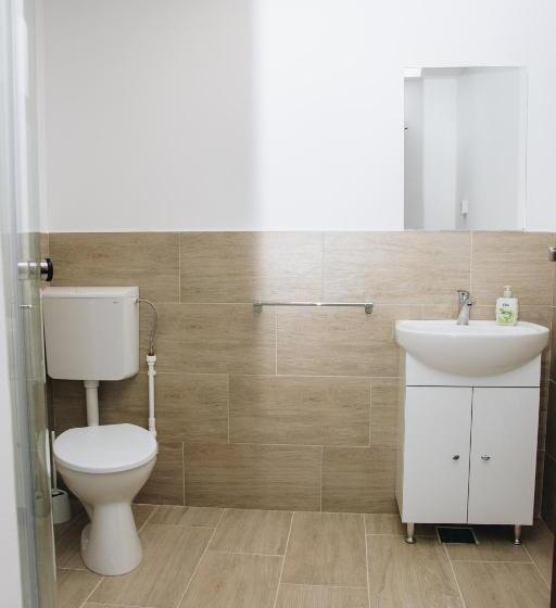 פנסיון Casa Dintre Brazi Hunedoara