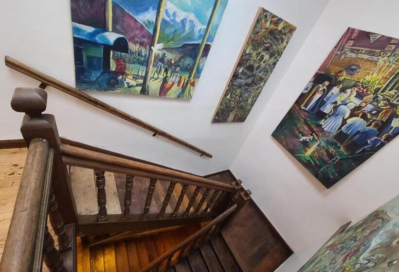 پانسیون Plan B