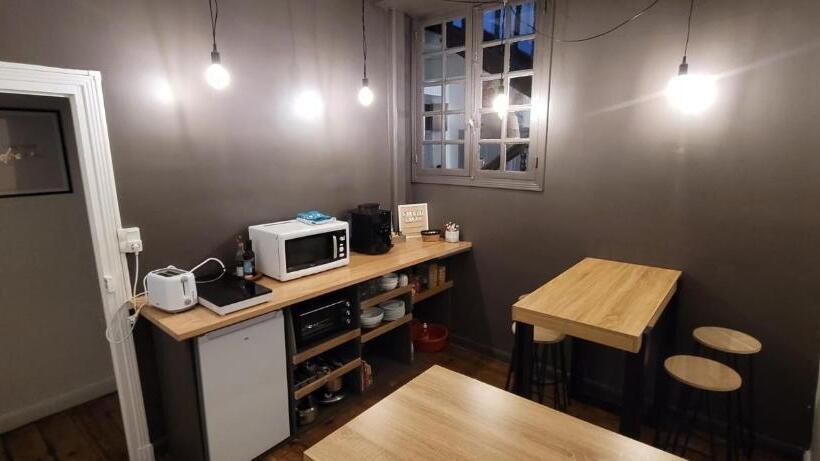 پانسیون Plan B