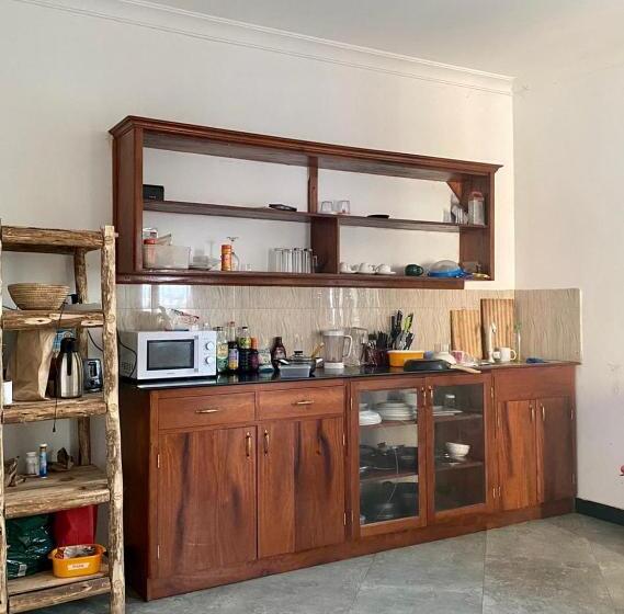 ペンション Tamu House Pajé Beach