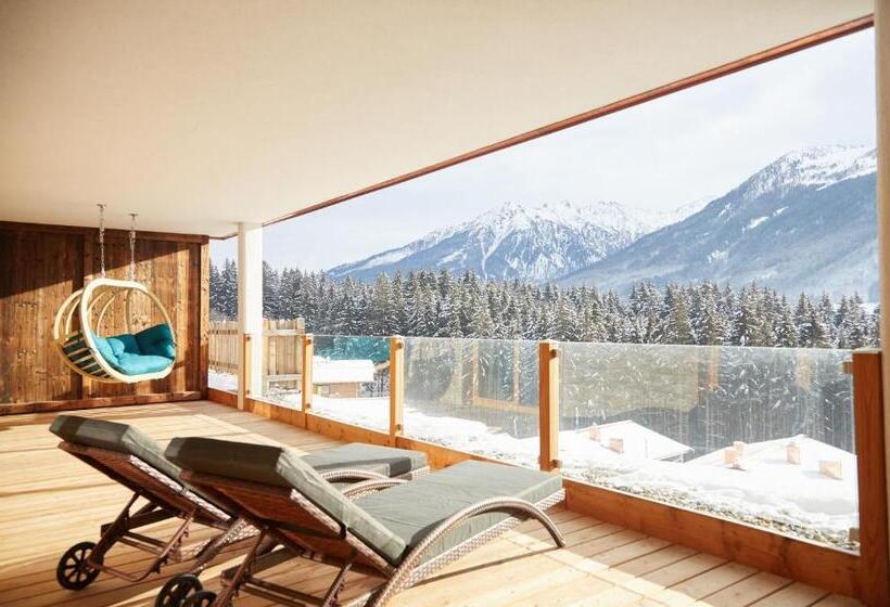 Курорт Nationalpark Chalets Neukirchen