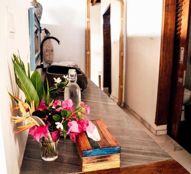 The Endless Summer Resort