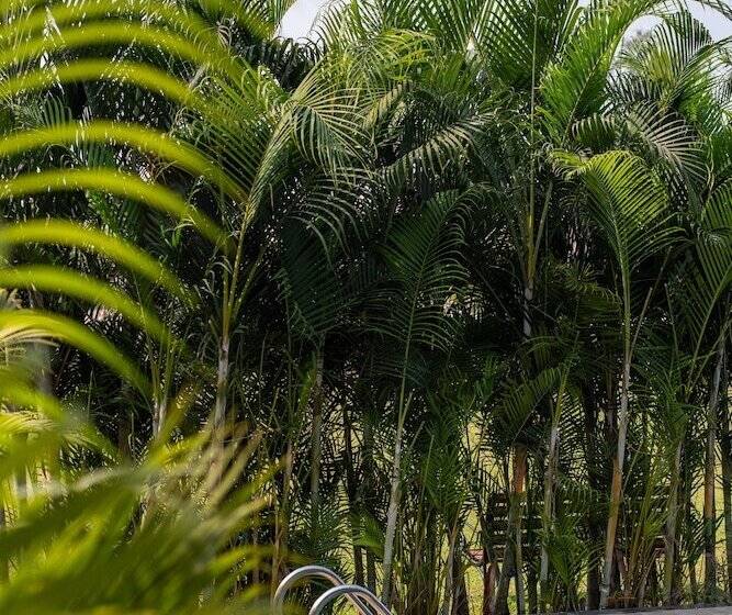 Paramount Riverfront Resort & Spa, Karjat