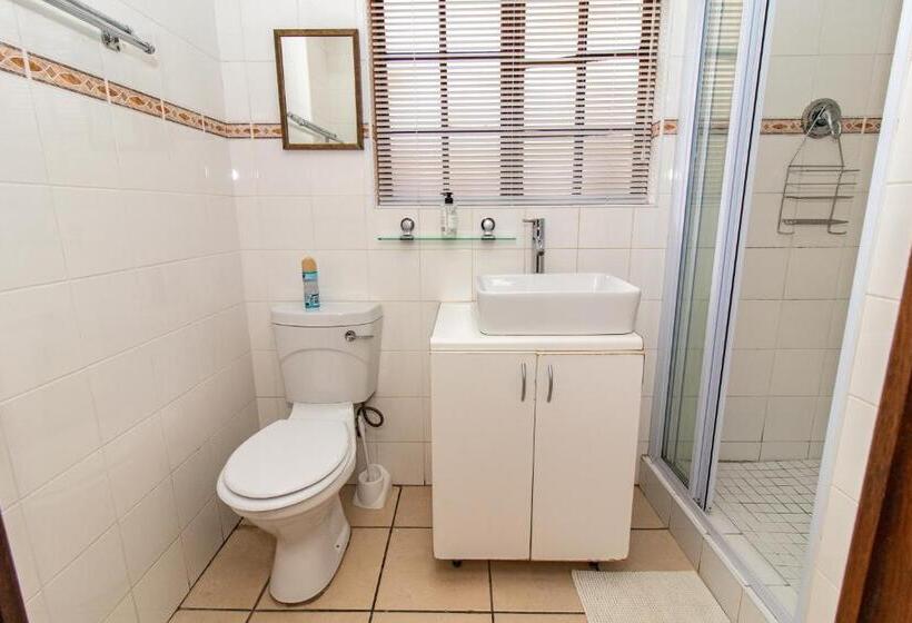 פנסיון Glenmore Guesthouse