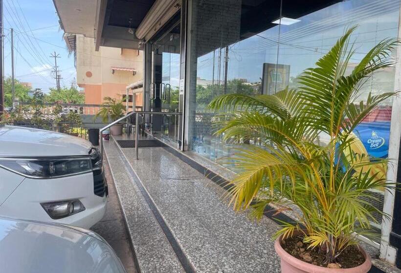 Курорт Kamats Hilltop Leisure