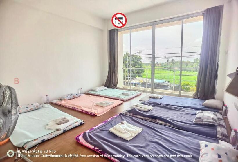 Yyk Hostel 24h