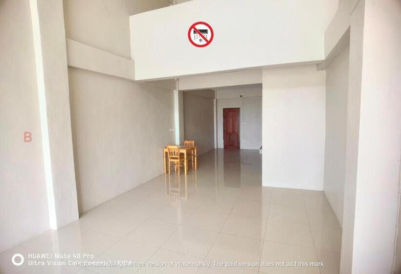 Yyk Hostel 24h