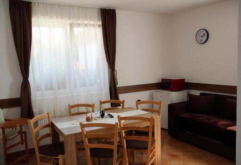 تختخواب و صبحانه Apartamente Gergely Apartmanok