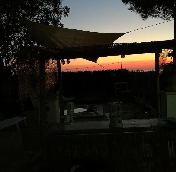 تختخواب و صبحانه Beach House Salento