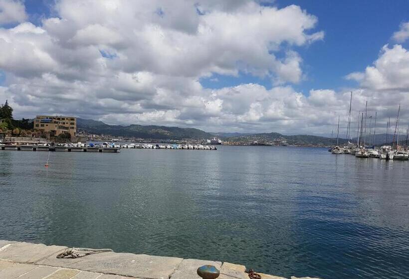 مبيت وإفطار Carugio Del Fezzano