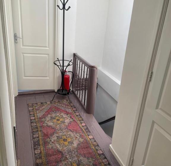 Bed and Breakfast Cozy Pijp Apartment Amsterdam