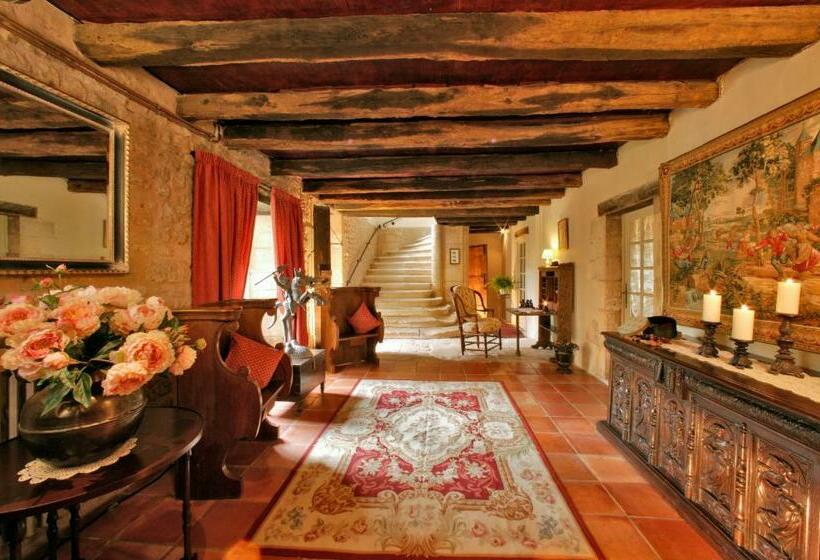 ベッドアンドブレックファースト Le Prieuré Du Château De Biron