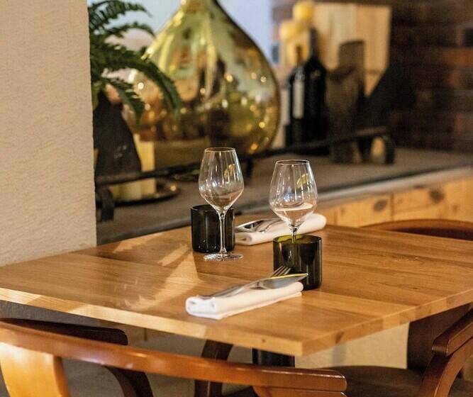 ベッドアンドブレックファースト Les Villas Du Chateau De Lastours