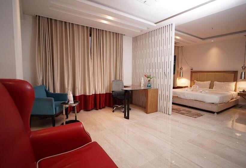 בית מלון כפרי Amora   Rajnandgaon