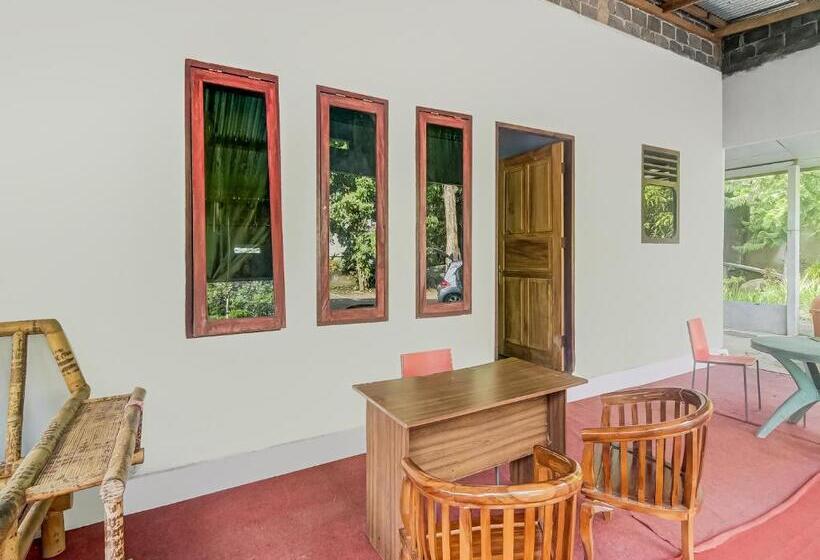 فندق Oyo 90924 Tarsius Homestay