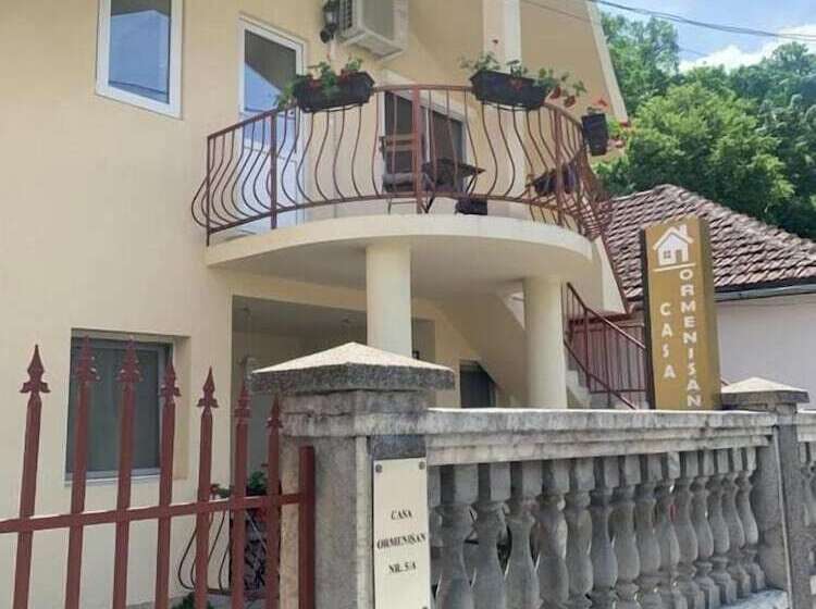 膳宿费 Casa Ormenisan