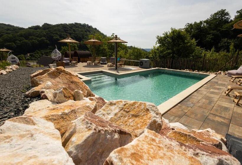 پانسیون Complex Butoaiele Transilvaniei   Cazare & Spa   Natura   Relaxare