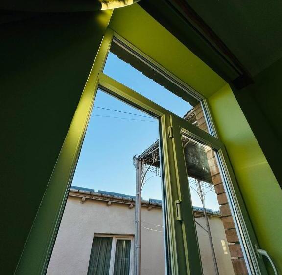 پانسیون Guest House Bubu