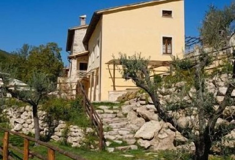 Antico Casale Urbani
