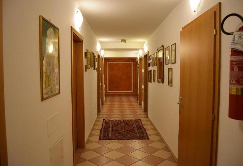 مبيت وإفطار Affittacamere Lago Rotondo