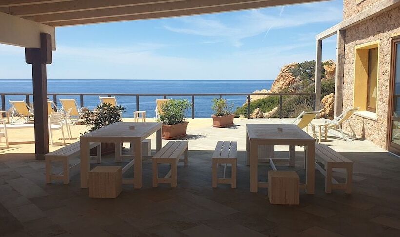 Costa Paradiso