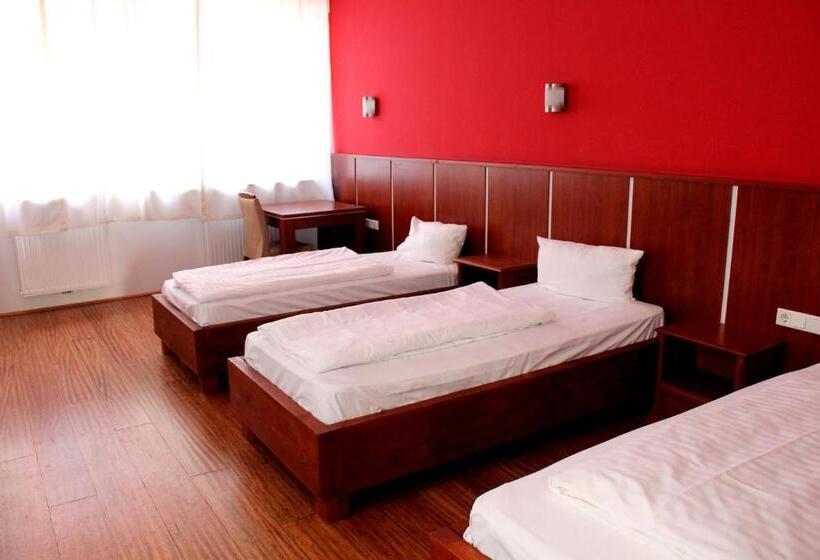 בית מלון כפרי Atlas Sport