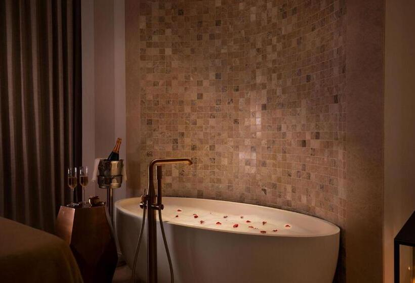 هتل The St. Regis La Bahia Blanca Resort   Tamuda Bay