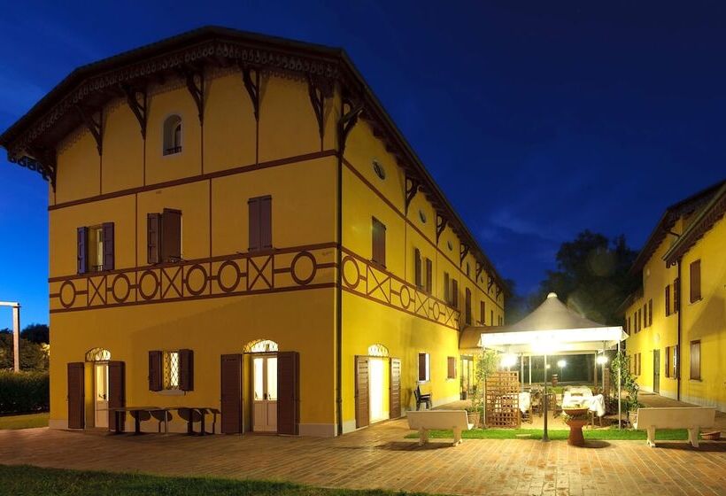 فندق Corte Degli Estensi