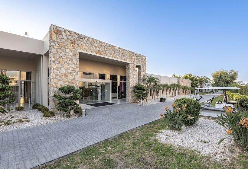 هتل Egeo Easy Living Resort