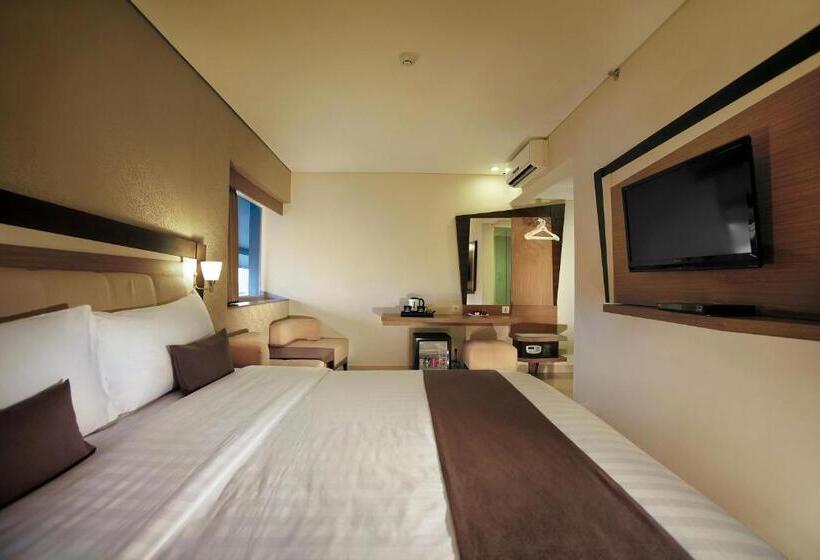 酒店 Neo Kuta Jelantik