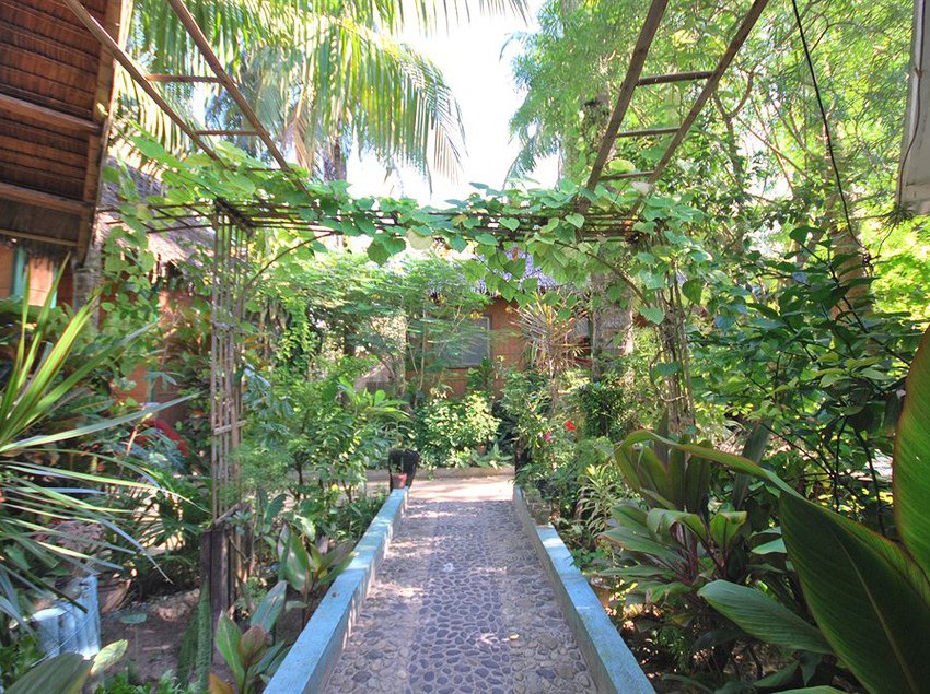 Hotel Niu Ohana Garden Resort