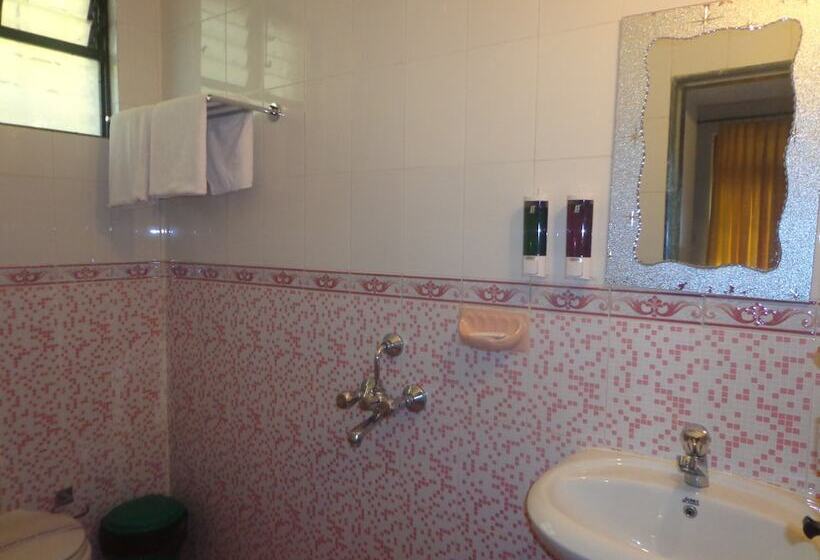 هتل The Tubki Resort