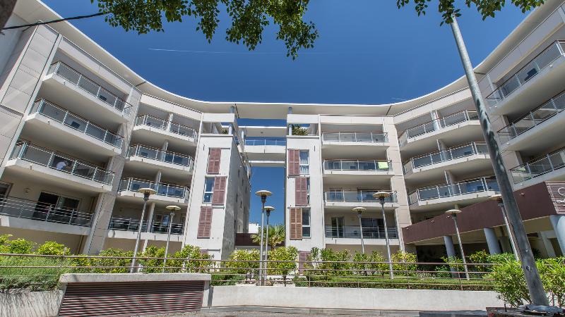 هتل Vacanceole  Residence Le Crystal