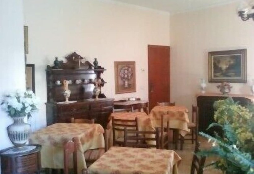 هتل Villa Santantonio