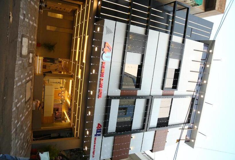 בית מלון כפרי 4u Business