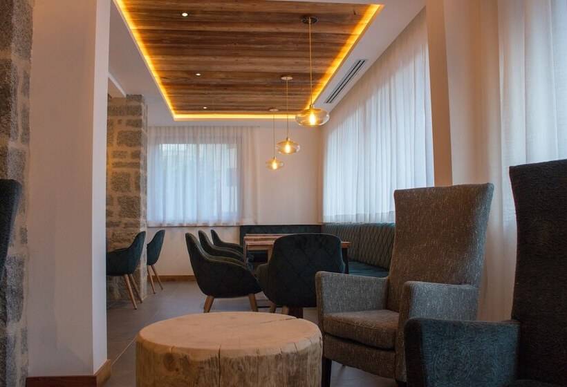 هتل Edelweiss Alpine Nature