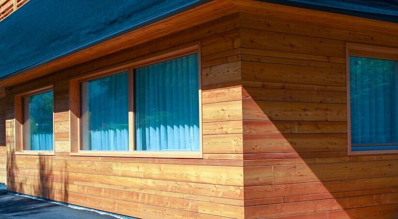 هتل Edelweiss Alpine Nature