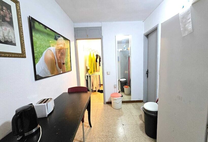 بنسيون Low Cost Room Las Llaves 3