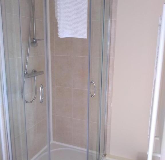 膳宿费 Tirionfa Guest House