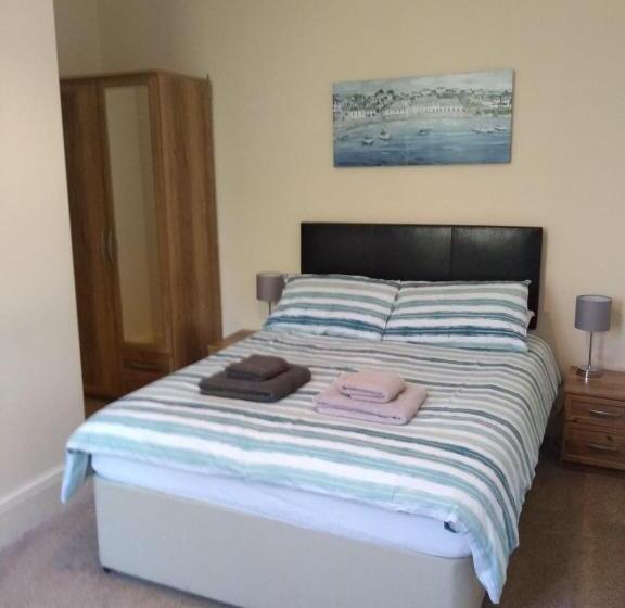 膳宿费 Tirionfa Guest House