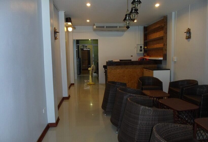 Aonang Chokdee Hostel