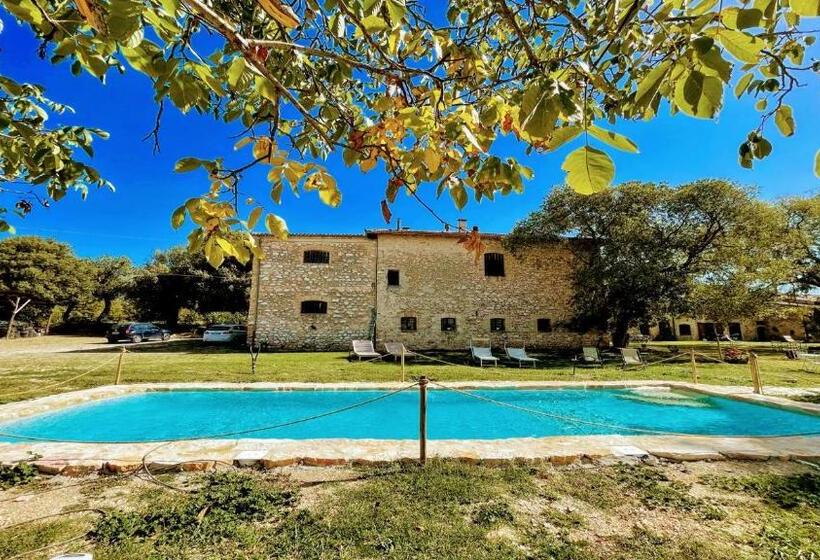 בית מלון כפרי Exclusive Pool Open All Year Spoleto Biofarm Slps 8 Village Shops, Bar1 Km 6