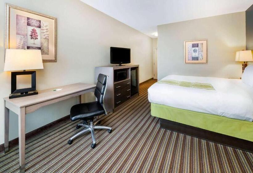 בית מלון כפרי La Quinta Inn & Suites By Wyndham Broussard   Lafayette Area