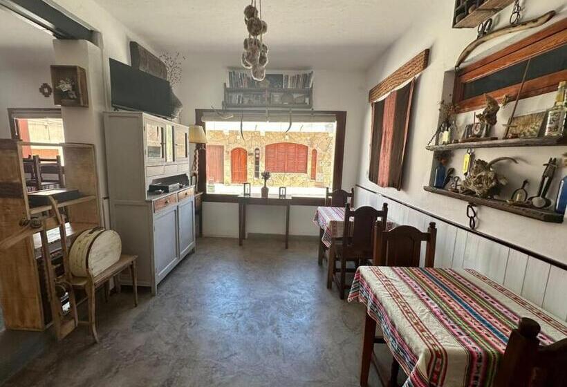 펜션 La Colorada Hostal