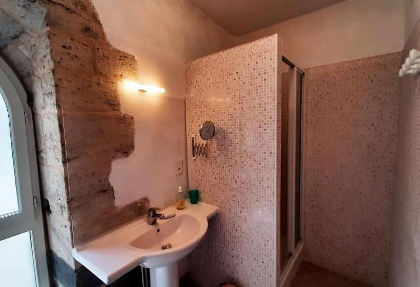 بنسيون Relais Du Noble Voyageur